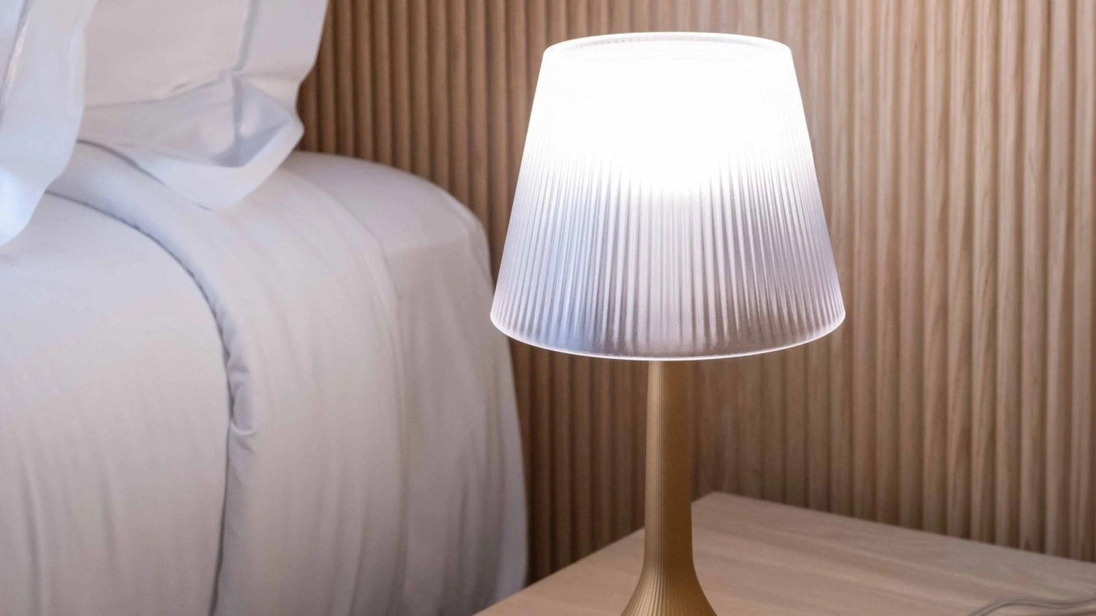 Lampada da tavolo Duse di Vesta